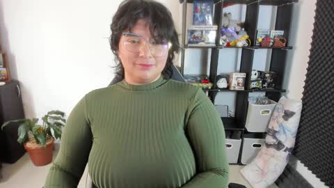 Catalina online show from 02-05-25, 03:52