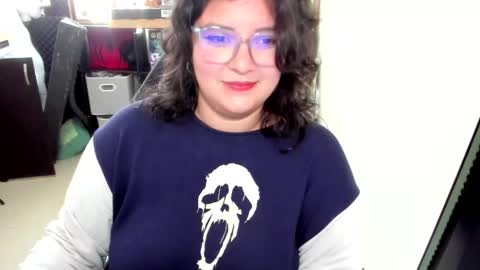 Catalina online show from 10-15-25, 02:39