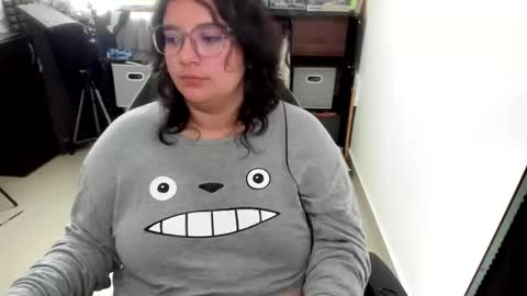 Catalina online show from 11-08-25, 04:29