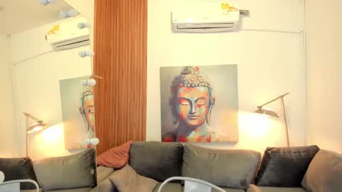 Alisson online show from 10-21-25, 07:36