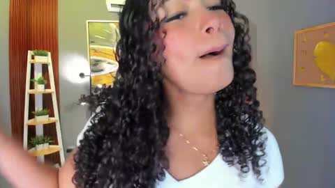 Alisson online show from 04-08-26, 07:36