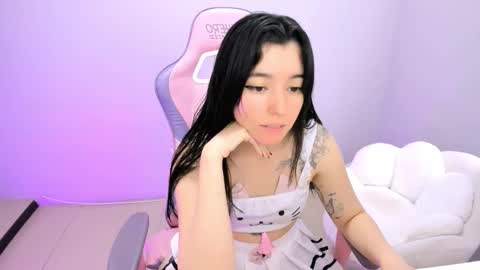 Snapshot of ailee_kawaii chatting on 10-11-25, 04:05 Ailee Hyuga online show from 10-11-25, 04:05