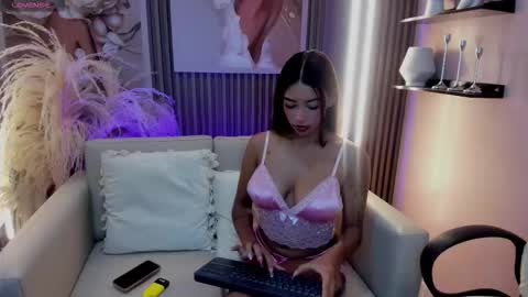   online show from 09-21-25, 01:07