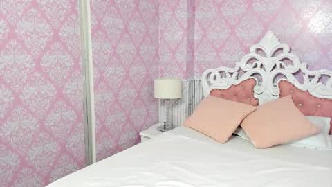   online show from 11-18-25, 01:44