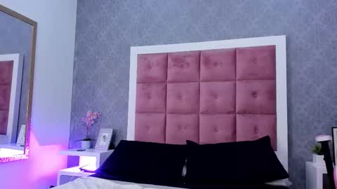 Ailen online show from 11-12-25, 12:49