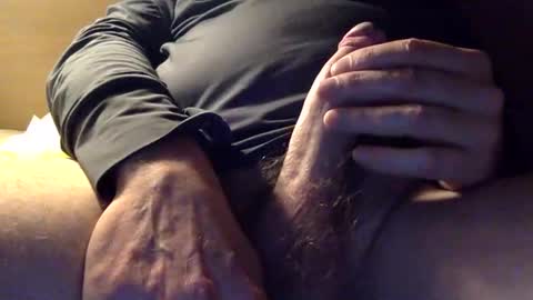 Snapshot of ailuropoda65 chatting on 10-31-25, 10:00 ailuropoda65 online show from 10-31-25, 10:00