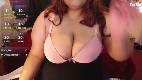 Ailyn rouss online show from 11-12-25, 02:23