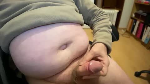 Snapshot of aime_sucer chatting on 02-14-25, 11:20 aime_sucer online show from 02-14-25, 11:20