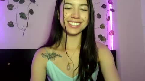 Snapshot of aine_ileana chatting on 12-09-24, 04:05 J online show from 12-09-24, 04:05