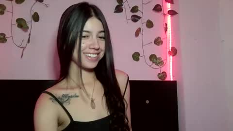 Snapshot of aine_ileana chatting on 12-13-24, 07:10 J online show from 12-13-24, 07:10