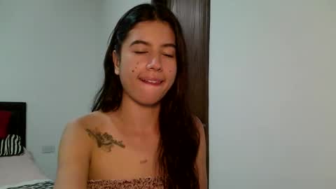 Snapshot of aine_ileana chatting on 09-26-25, 05:17 J online show from 09-26-25, 05:17