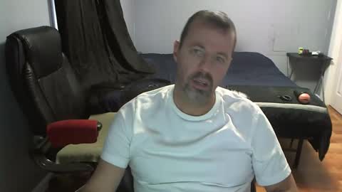 Daddy online show from 02-08-26, 10:35