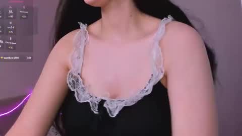 Aisha online show from 11-30-25, 03:21