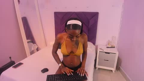 aishalehmann online show from 10-07-25, 11:40