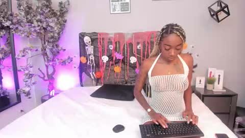 aishalehmann online show from 10-15-25, 11:32