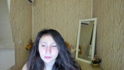 Snapshot of aisharouhi chatting on 01-19-25, 03:29 Aisha online show from 01-19-25, 03:29