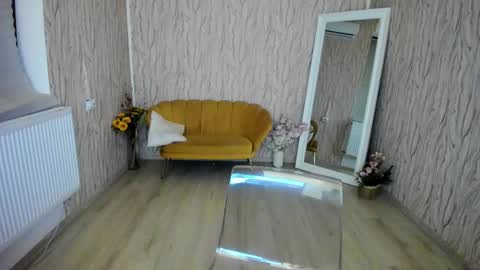 Snapshot of aisharouhi chatting on 03-03-25, 04:03 Aisha online show from 03-03-25, 04:03