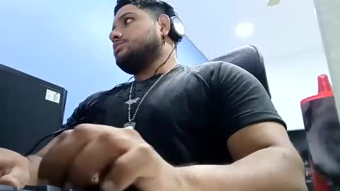 Esteban online show from 02-01-25, 08:18