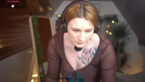 Akaneiro online show from 12-19-24, 04:57