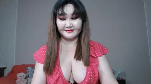 Snapshot of akanire chatting on 11-21-25, 03:54 Shelly online show from 11-21-25, 03:54