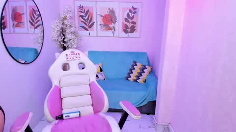 Azaka  online show from 02-03-25, 06:39