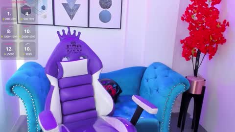 Azaka  online show from 10-22-25, 12:27