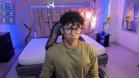 akazaboy online show from 02-28-25, 05:04