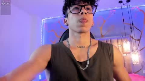 akazaboy online show from 09-15-25, 08:09