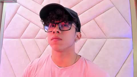 akazaboy online show from 11-17-25, 04:18