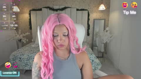 Luna online show from 01-21-25, 09:13