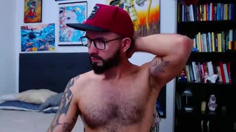 akiles online show from 10-22-25, 10:42