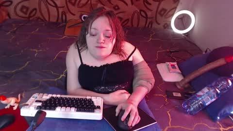 Natalie online show from 02-21-25, 07:45