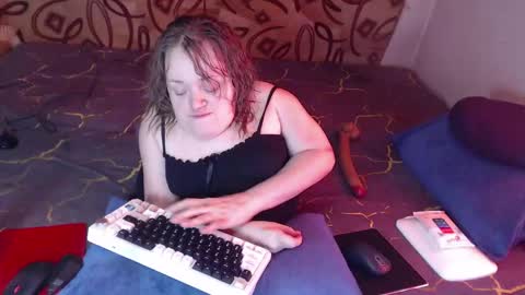 Natalie online show from 02-24-25, 08:49