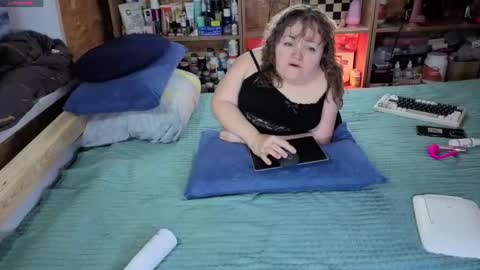 Natalie online show from 11-29-25, 12:19