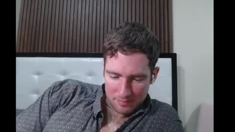 Snapshot of al3xzanderth3gr3at chatting on 12-23-24, 03:55 Alex online show from 12-23-24, 03:55