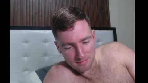 Snapshot of al3xzanderth3gr3at chatting on 01-11-25, 02:58 Alex online show from 01-11-25, 02:58