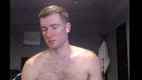 Snapshot of al3xzanderth3gr3at chatting on 02-21-25, 04:16 Alex online show from 02-21-25, 04:16