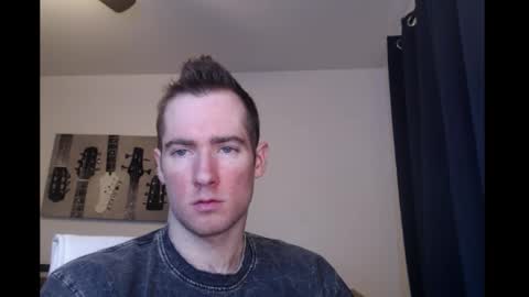 Snapshot of al3xzanderth3gr3at chatting on 10-18-25, 12:57 Alex online show from 10-18-25, 12:57