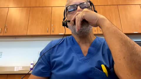 Snapshot of aladdin31673 chatting on 02-05-26, 04:44 aladdin31673 online show from 02-05-26, 04:44