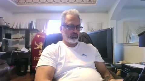 Snapshot of aladdin31673 chatting on 02-28-26, 01:45 aladdin31673 online show from 02-28-26, 01:45