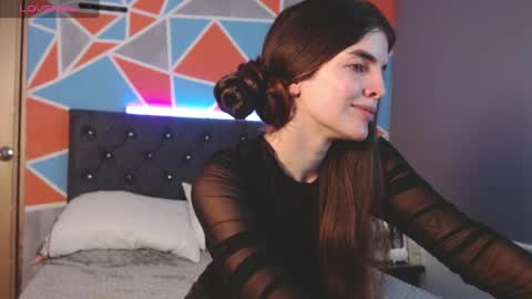           online show from 04-20-26, 02:53