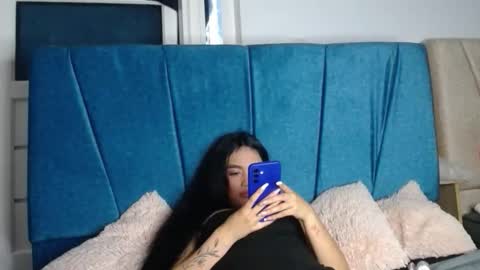 Snapshot of alahia_sweet_official chatting on 12-21-25, 07:43 Alahia sweet official online show from 12-21-25, 07:43