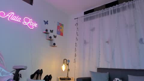 Alaia online show from 01-25-25, 11:22