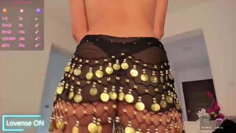 Snapshot of alaiaferrer chatting on 11-11-25, 09:48 Alaia online show from 11-11-25, 09:48