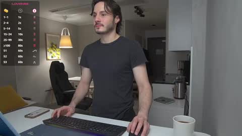 Maxi  online show from 02-17-25, 06:09