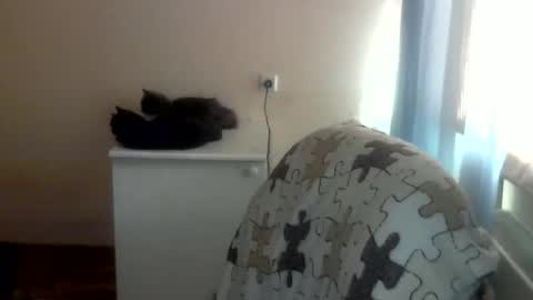 Anna online show from 04-07-26, 10:37