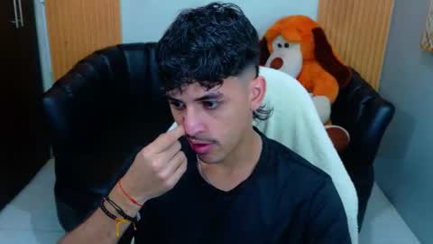 Snapshot of alan_del_reyy chatting on 01-12-26, 04:18 alan del reyy online show from 01-12-26, 04:18