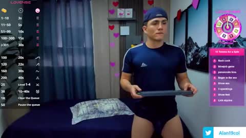 Alan  Kevin can we reach 100 thumbs up please guys  online show from 02-20-25, 07:08