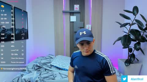 Alan  Kevin can we reach 100 thumbs up please guys  online show from 09-10-25, 07:25