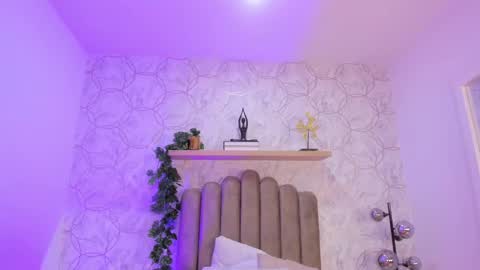 alana_2916 online show from 03-05-25, 07:49